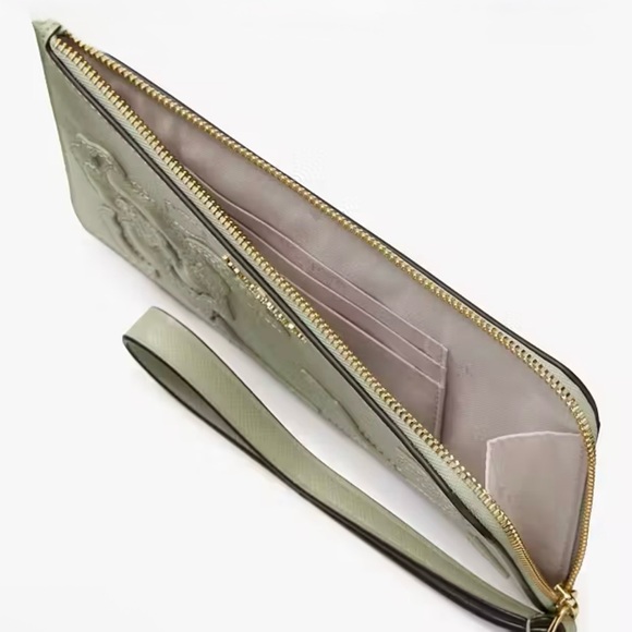 Kate Spade Lucy Floral Appliqué Medium L-zip Wristlet